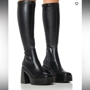 Azalea Wang platform boots and flatform boots